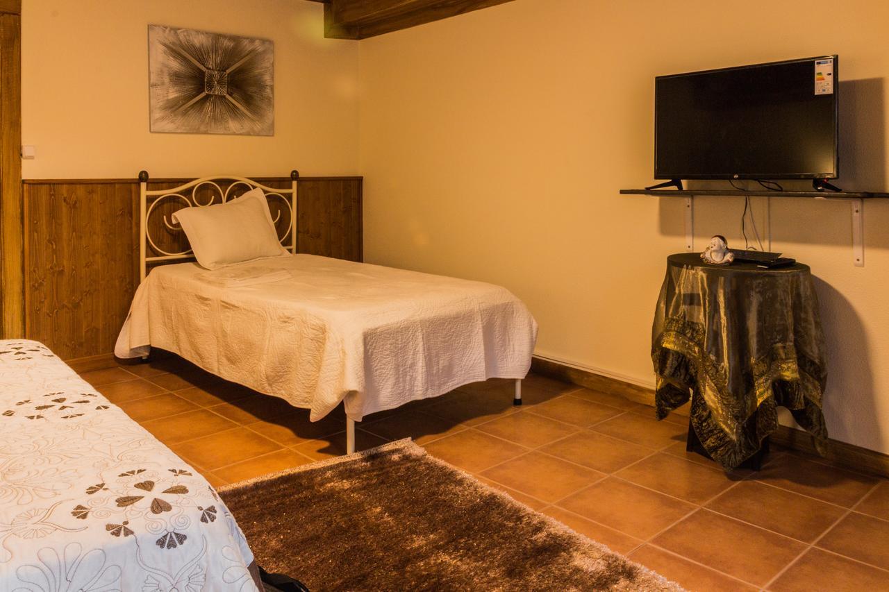 Portantiqua, Guest House กอยส์ ภายนอก รูปภาพ
